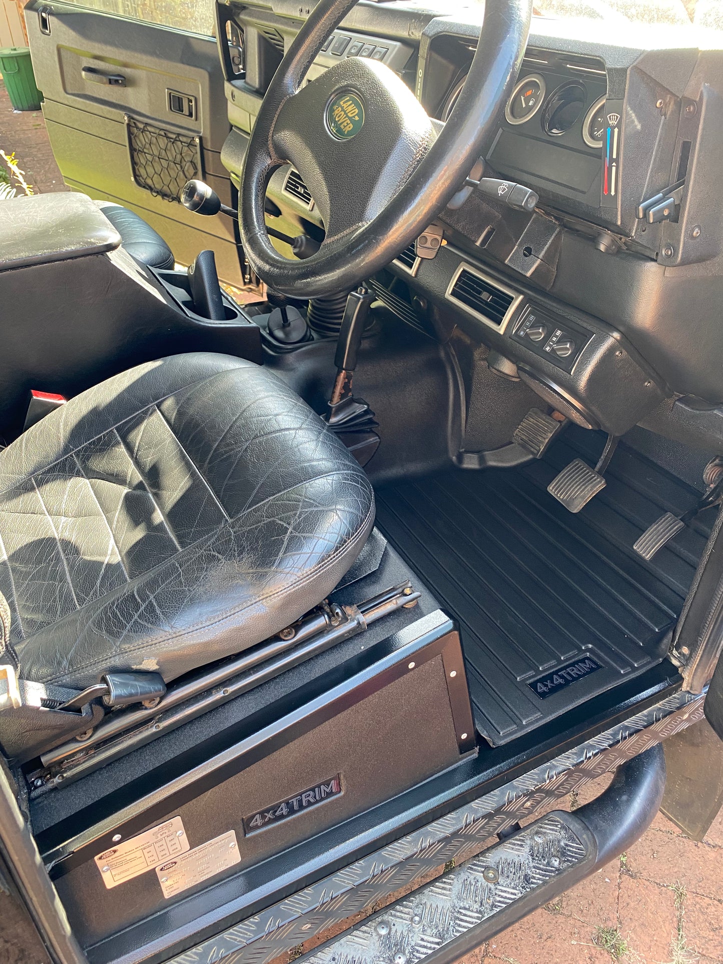 Defender R380 gearbox tunnel mat